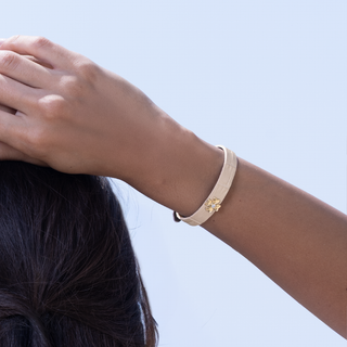 Lucky Flower Leather Bracelet