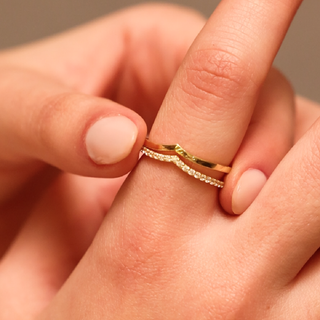 V-Shape Plain Ring